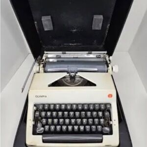 1970’s Olympia Vintage Typewriter - Black and White